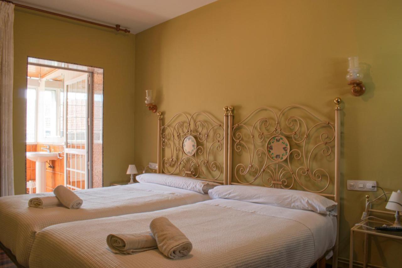 Hostal Galicia Monforte De Lemos Zewnętrze zdjęcie